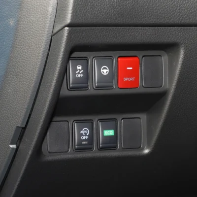 Throttle accelerator compatible with 2008-2021 Nissan Murano QASHQAI car sports power module switch to improve car performance - immagine 2