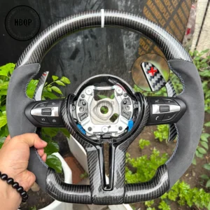 Carbon fiber steering wheel for BMW F30 F10 F31 F20 E90 adopts genuine carbon fiber and sports steering car accessories//M logo